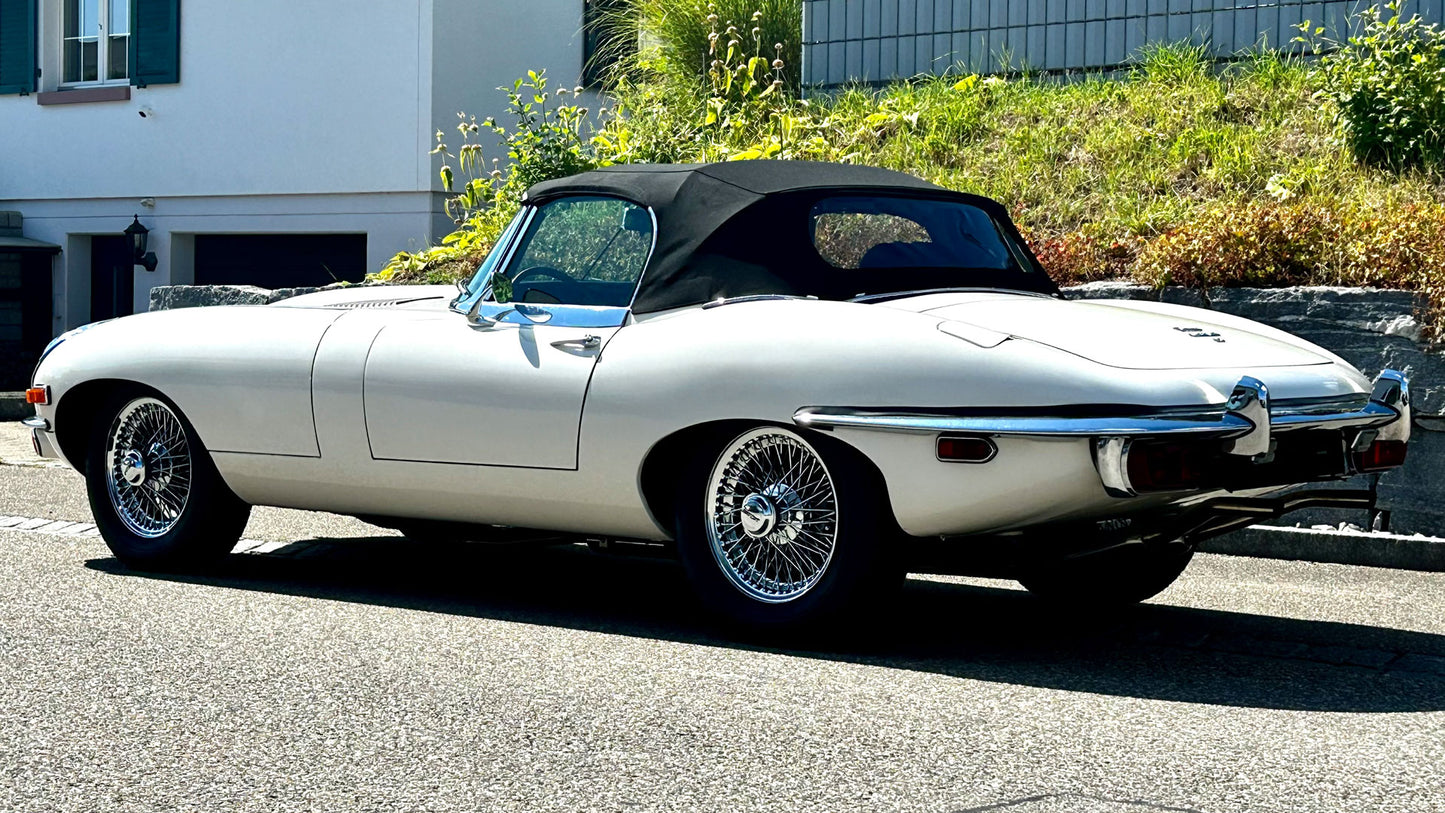 Jaguar E-Type 4.2 Convertible (1969)