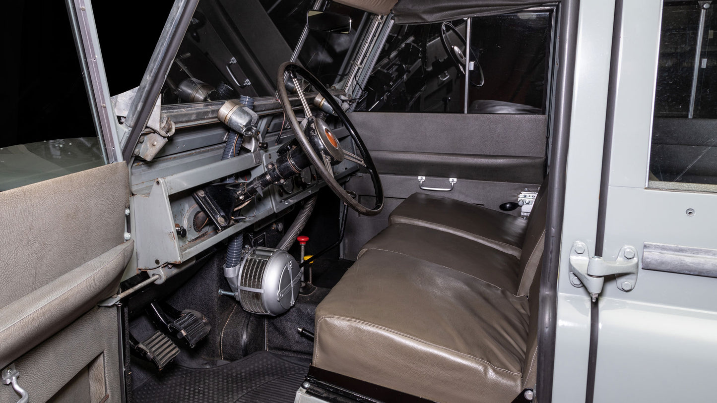 Land Rover 109 Serie II (1961)