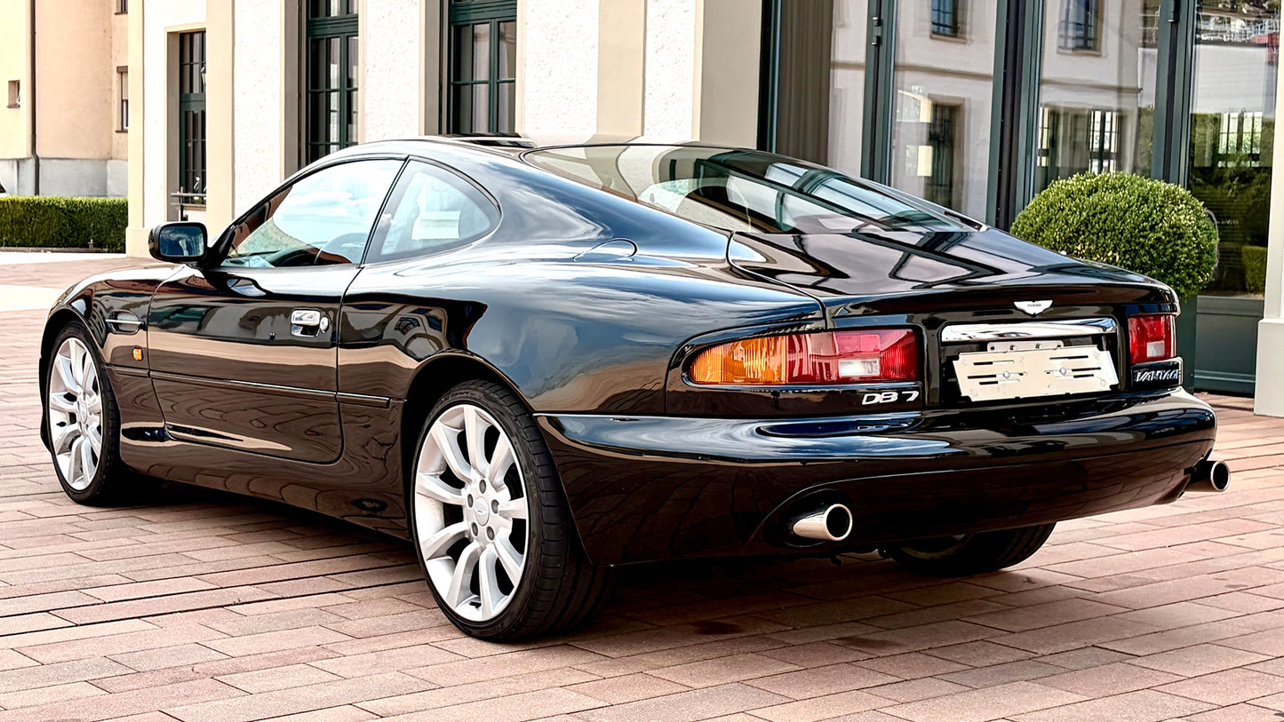 Aston Martin DB7 Vantage (2003)