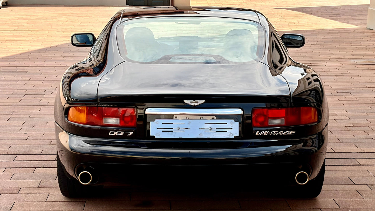 Aston Martin DB7 Vantage (2003)