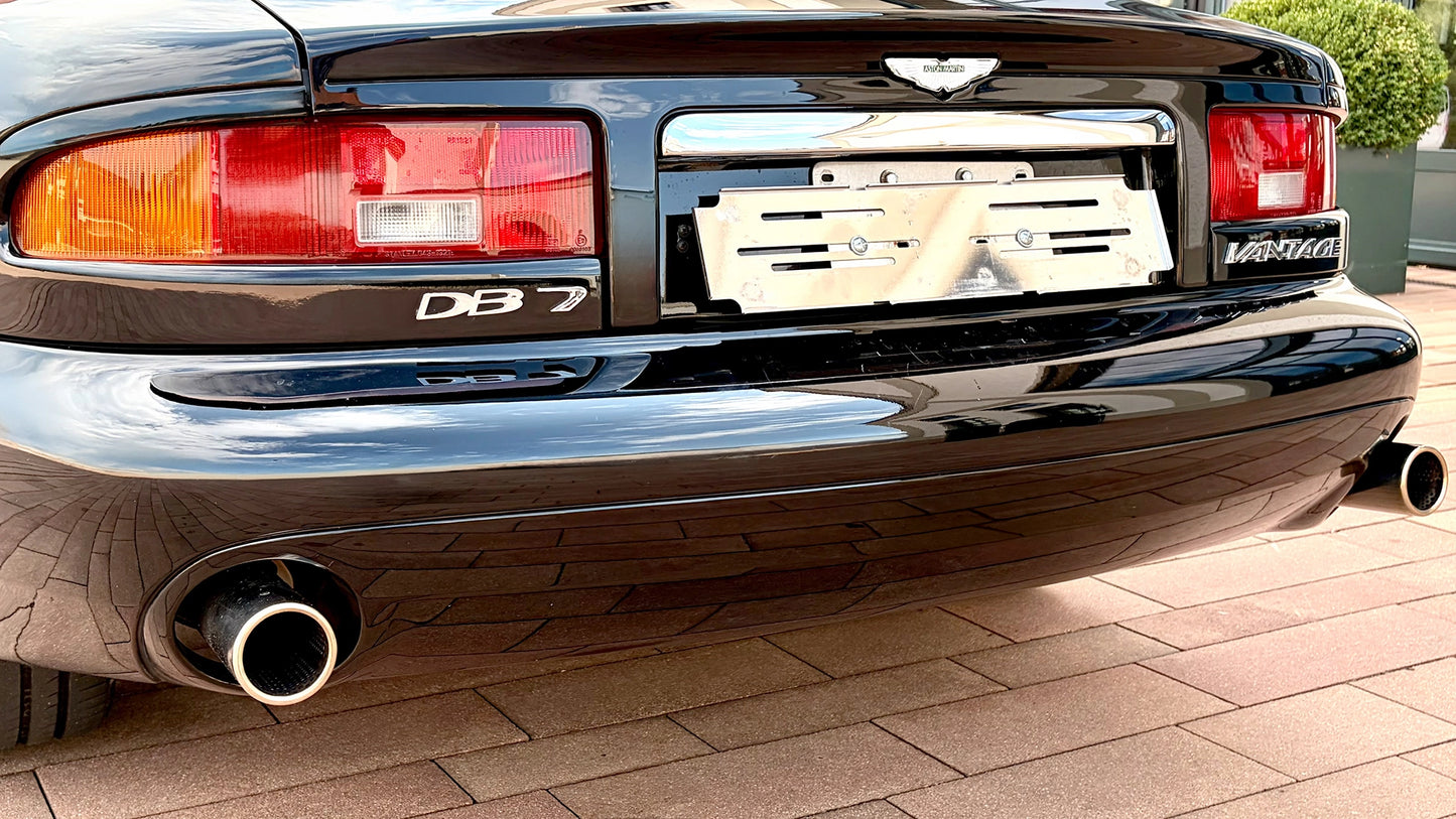 Aston Martin DB7 Vantage (2003)
