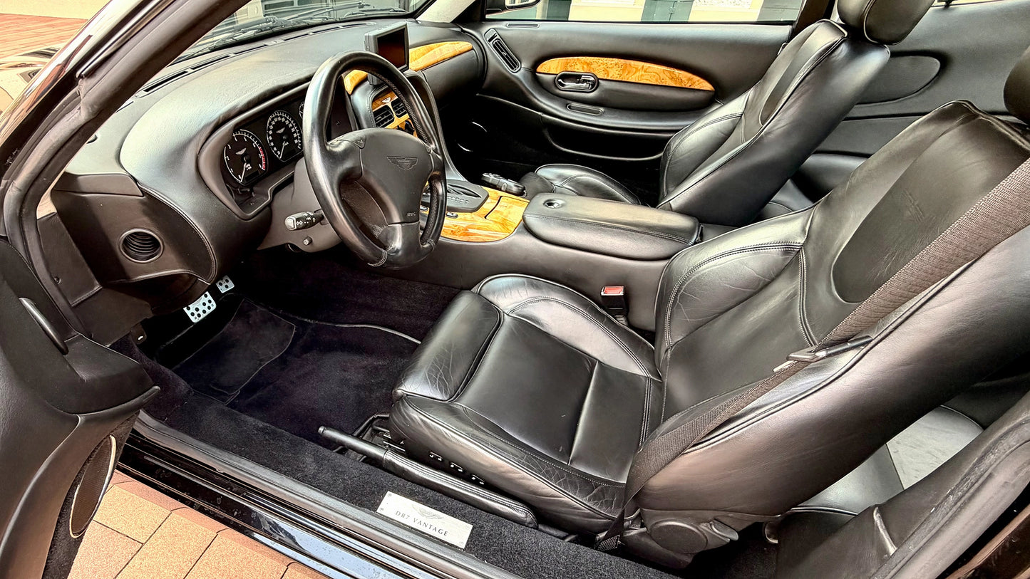 Aston Martin DB7 Vantage (2003)