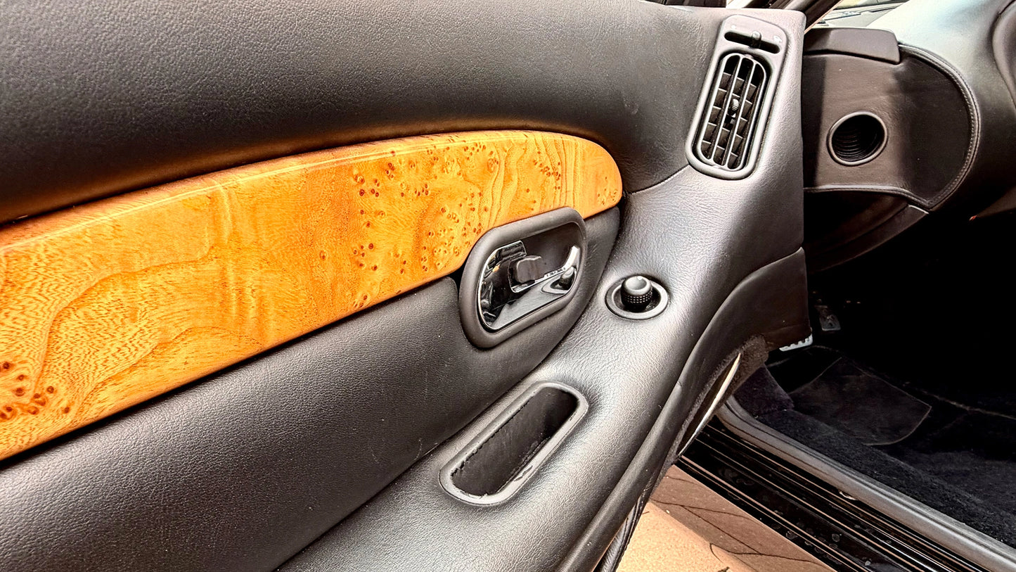 Aston Martin DB7 Vantage (2003)
