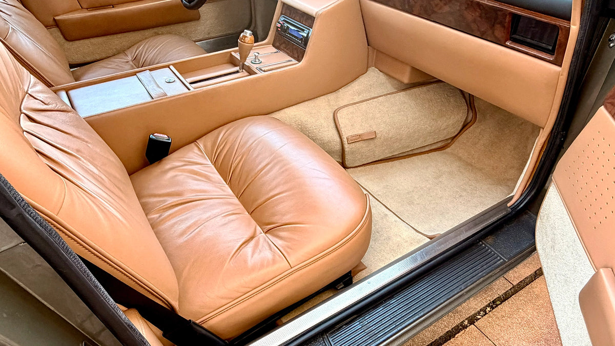 Aston Martin Lagonda (1982)