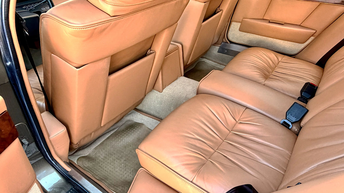 Aston Martin Lagonda (1982)