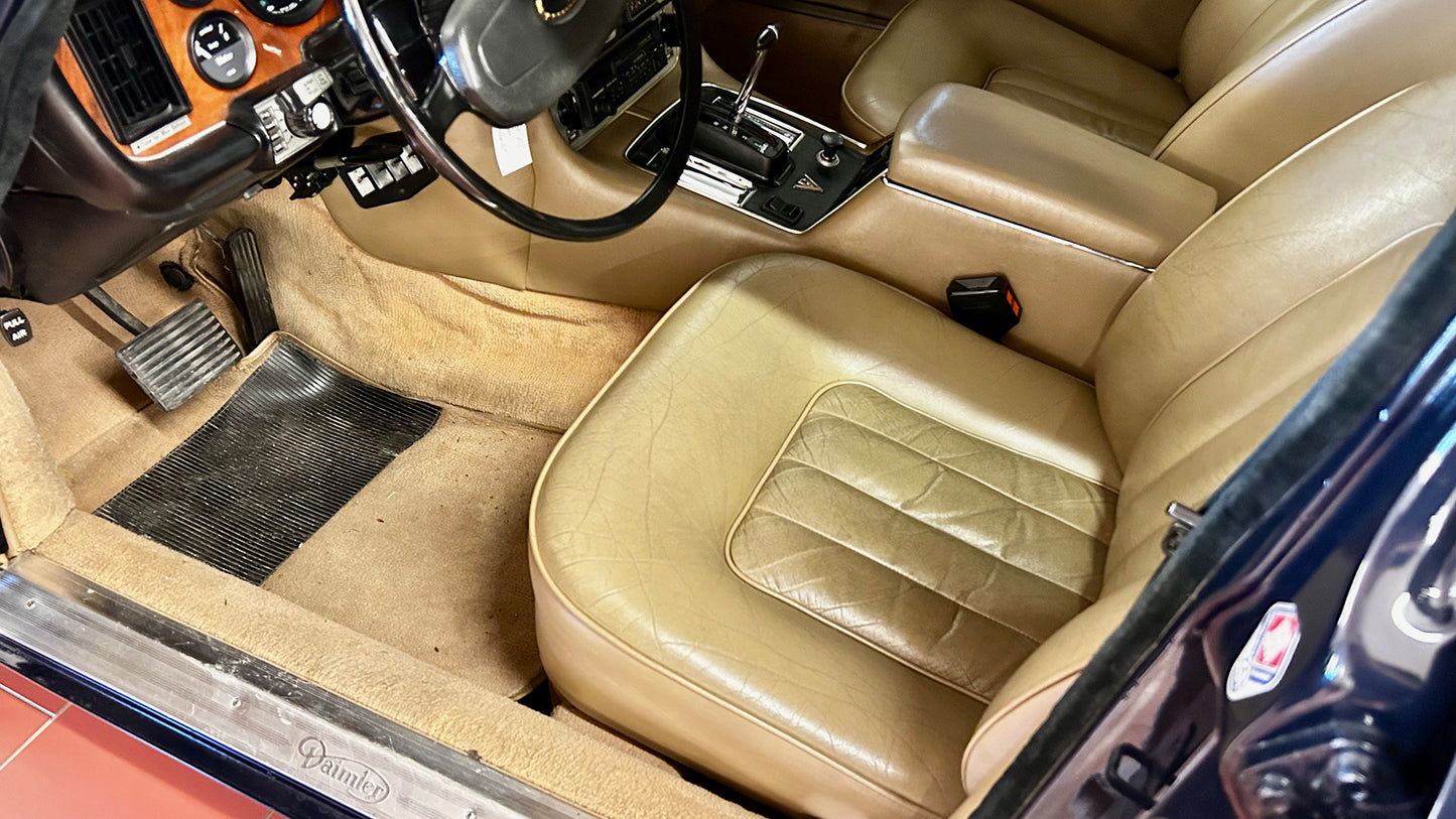 Daimler Double Six (1978)