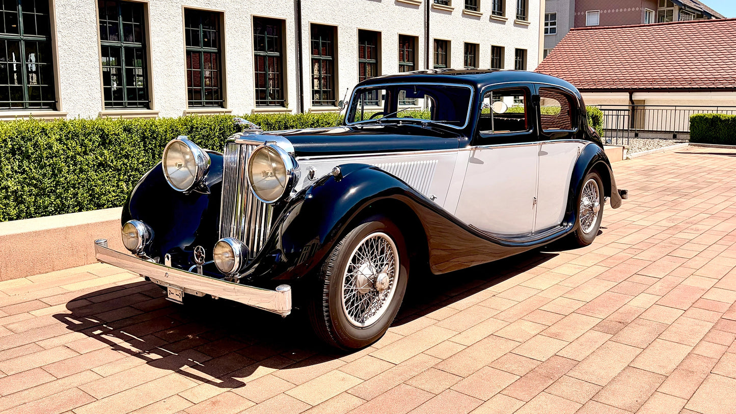 Jaguar 2 1/2 Litre Saloon (1948)