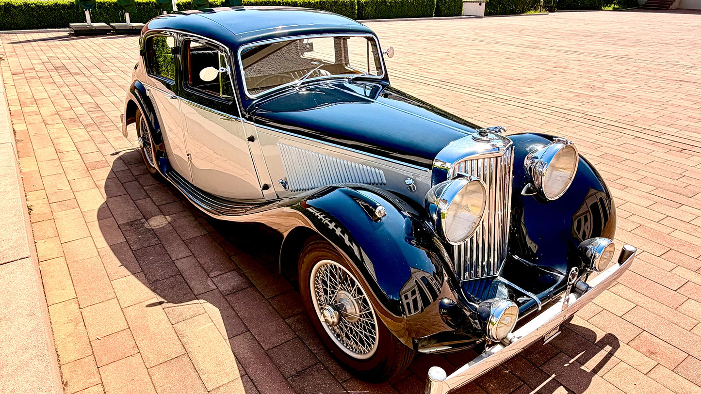 Jaguar 2 1/2 Litre Saloon (1948)