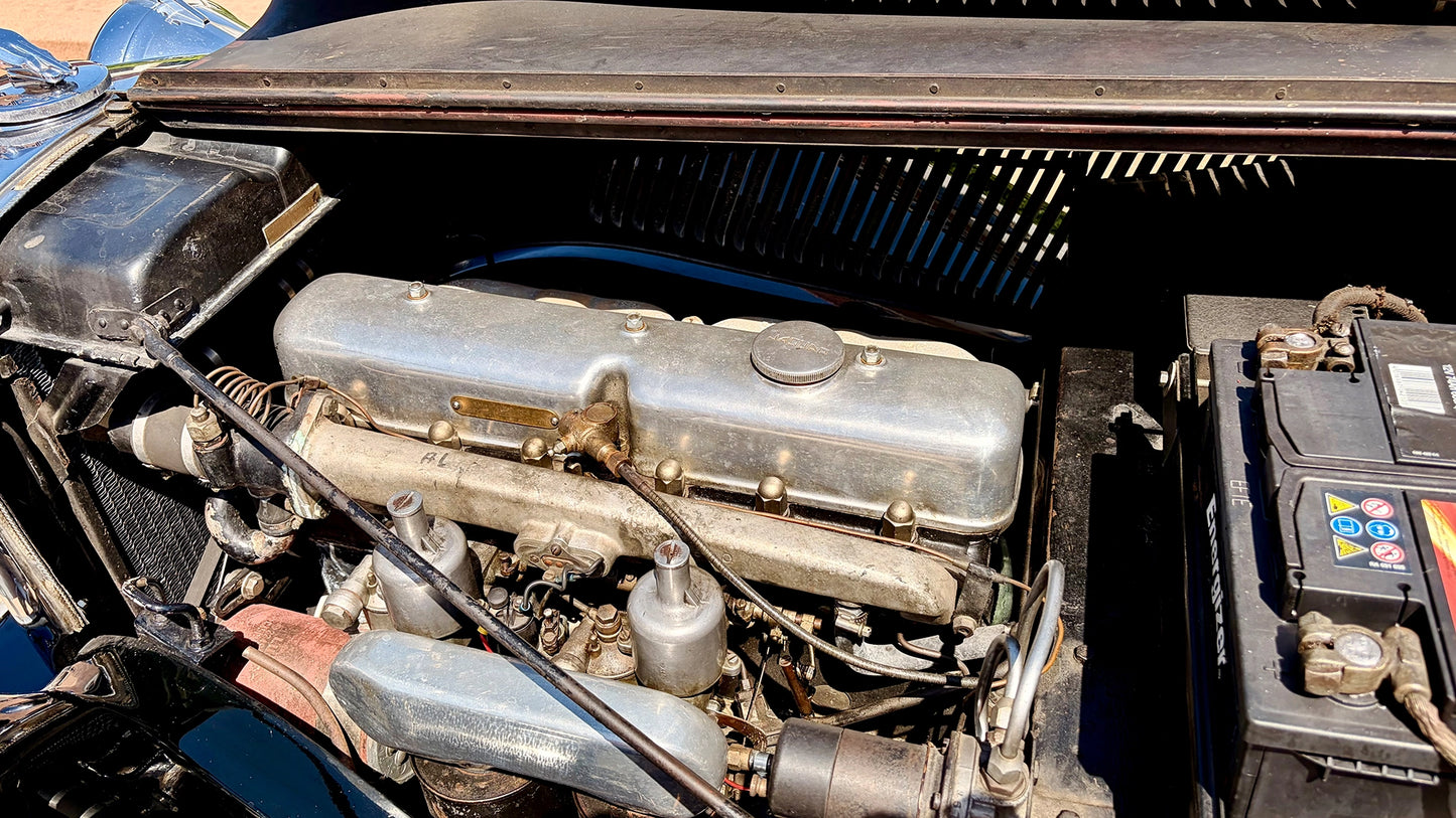 Jaguar 2 1/2 Litre Saloon (1948)