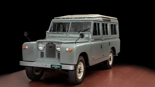 Land Rover 109 Serie II (1961)
