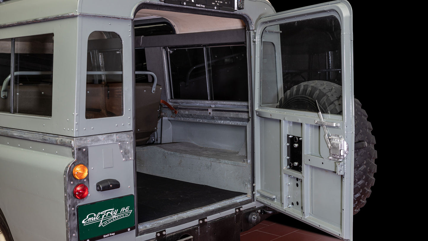 Land Rover 109 Serie II (1961)