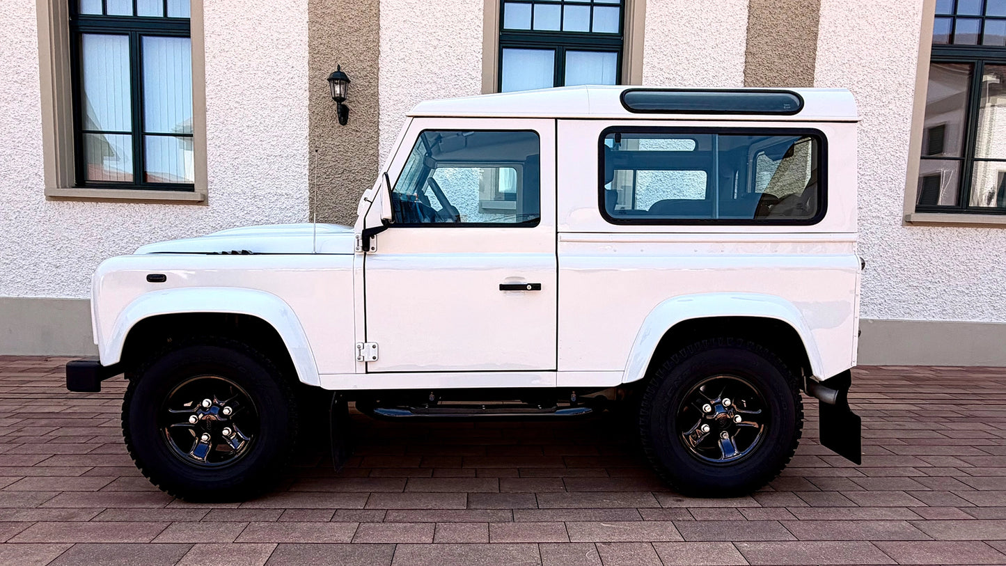 Land Rover Defender 90 TDCi (2007)