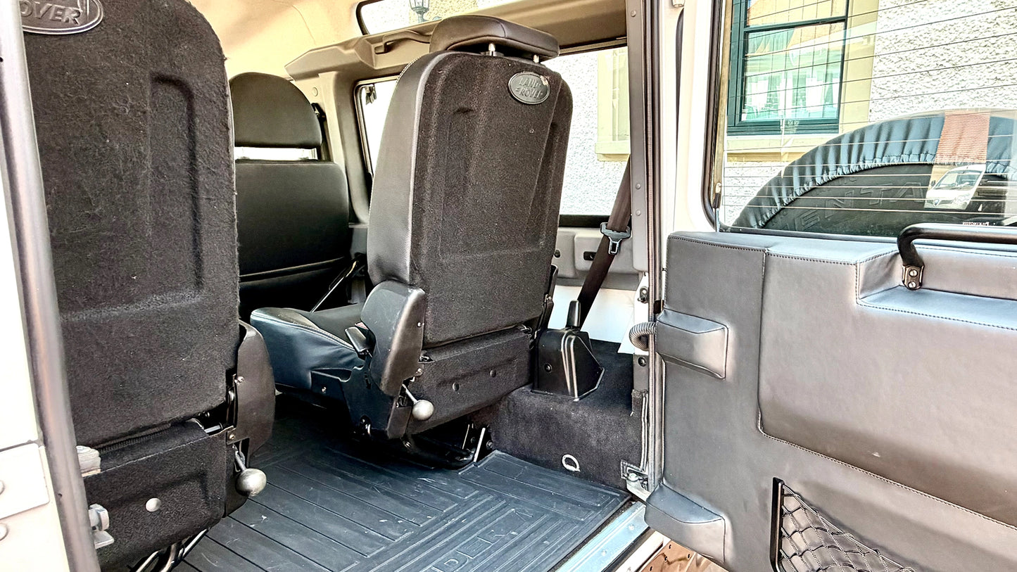 Land Rover Defender 90 TDCi (2007)