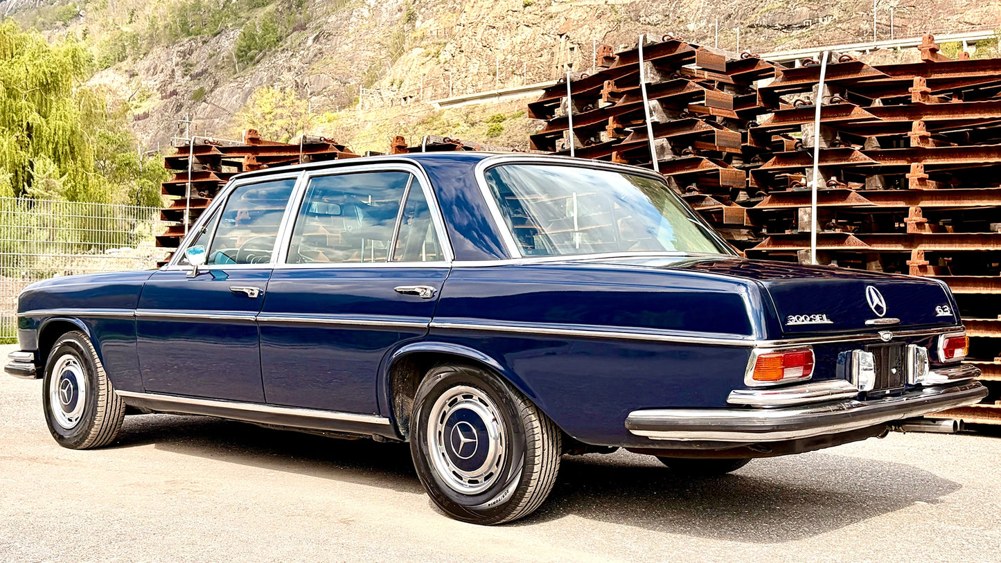 Mercedes-Benz 300 SEL 6.3 V8 (1971)