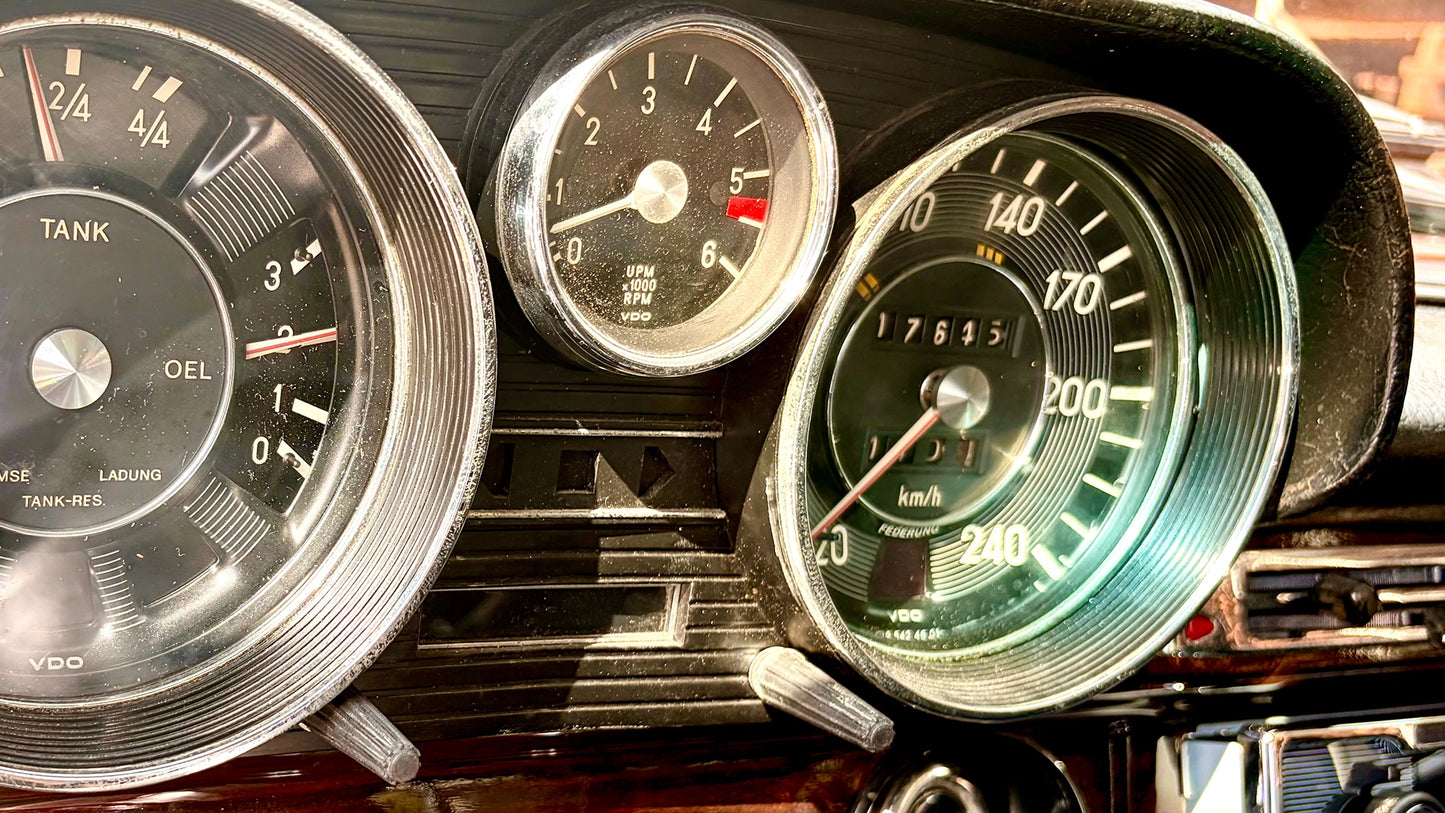 Mercedes-Benz 300 SEL 6.3 V8 (1971)