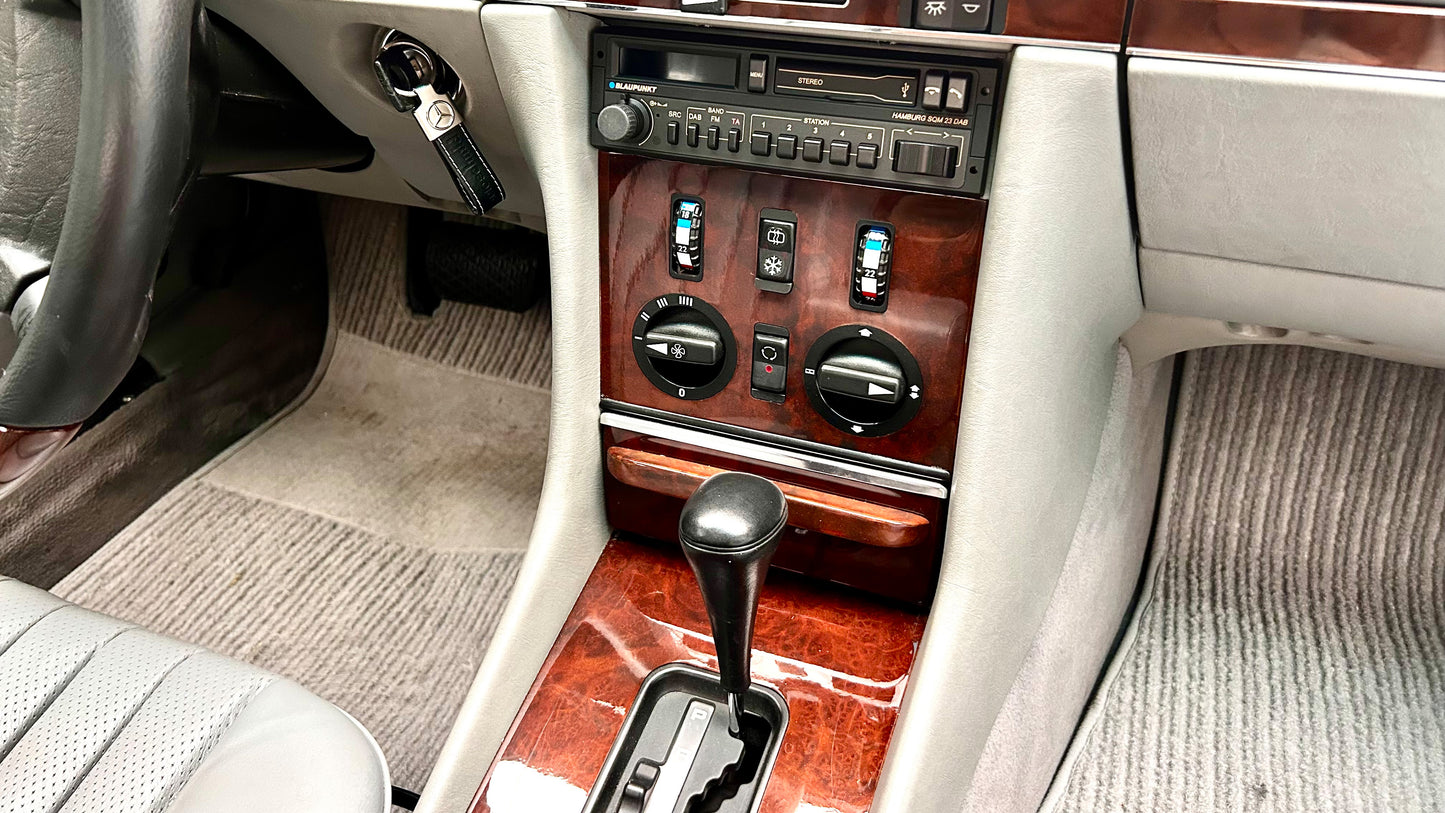 Mercedes-Benz 300 SL (1989)