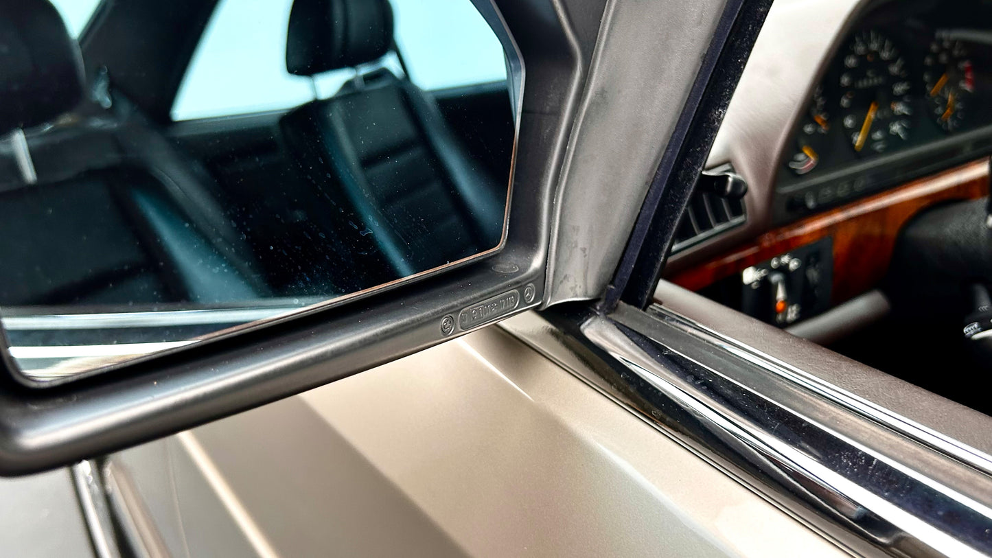 Mercedes-Benz 500 SEC (1985)