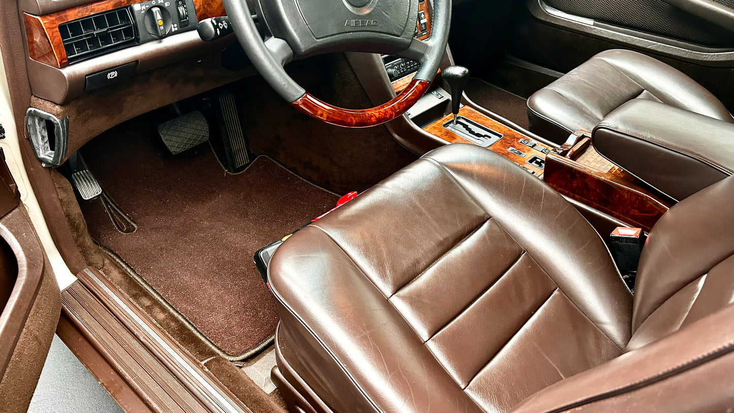 Mercedes-Benz 500 SEC (1985)