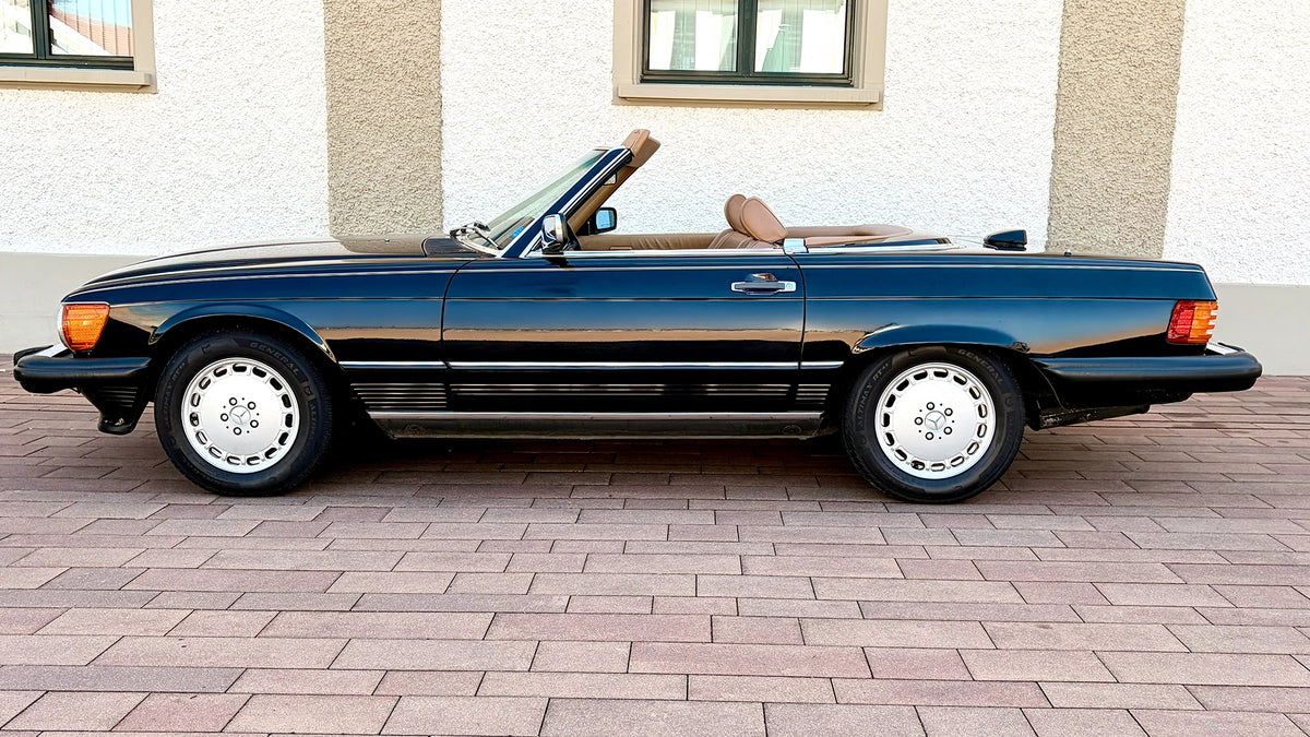 Mercedes-Benz 560 SL (1986)