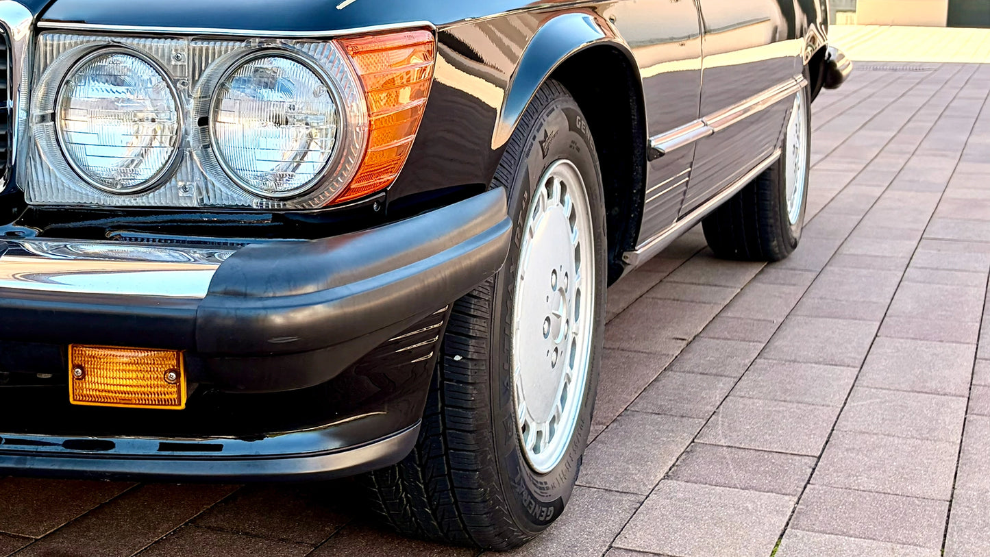 Mercedes-Benz 560 SL (1986)