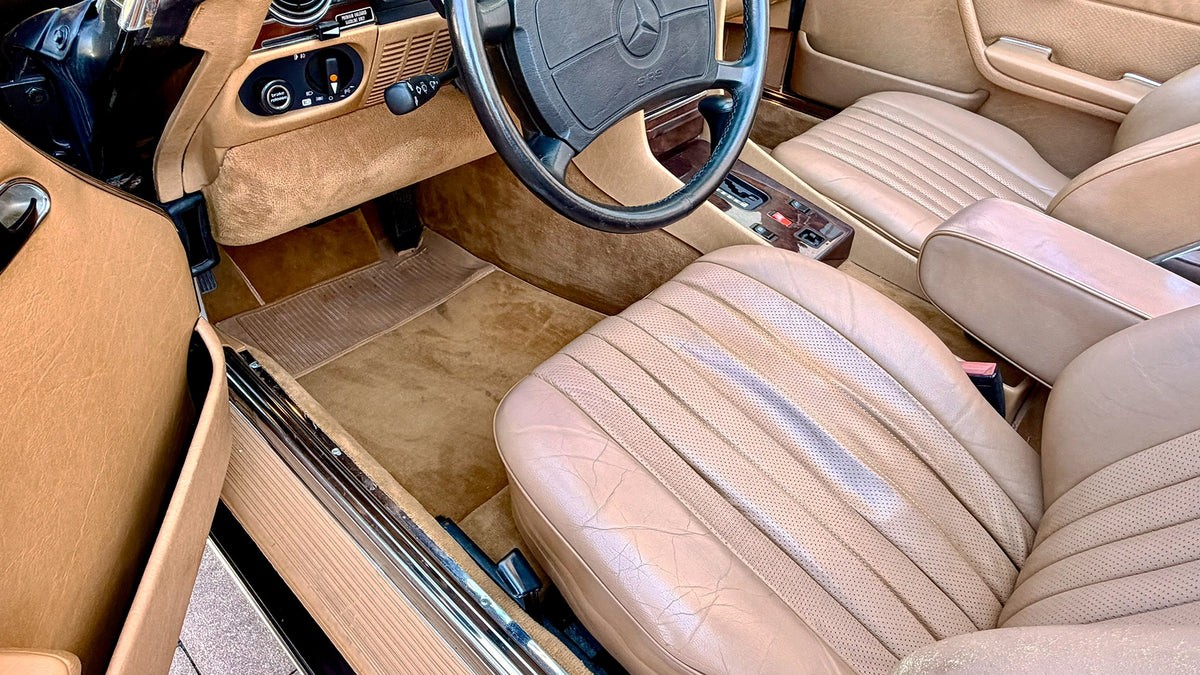 Mercedes-Benz 560 SL (1986)