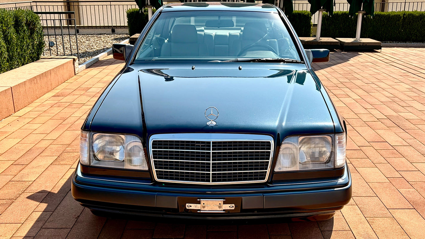 Mercedes-Benz E 320 Coupé (1996)