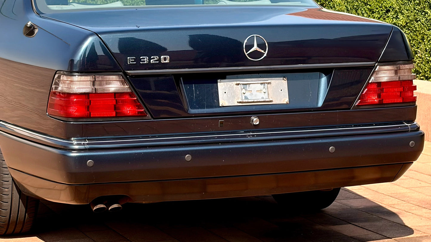 Mercedes-Benz E 320 Coupé (1996)