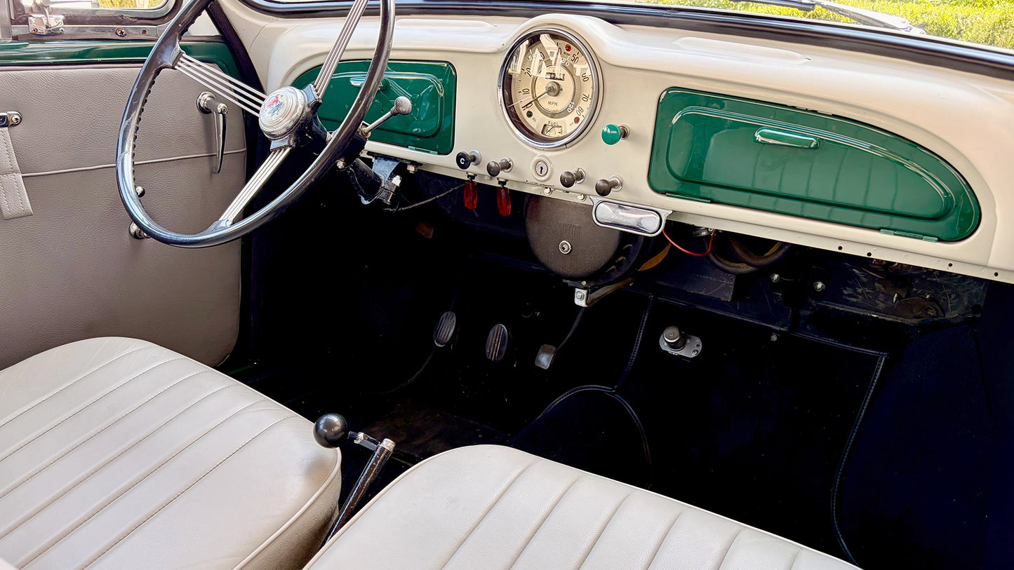 Morris Minor 1000 (1957)