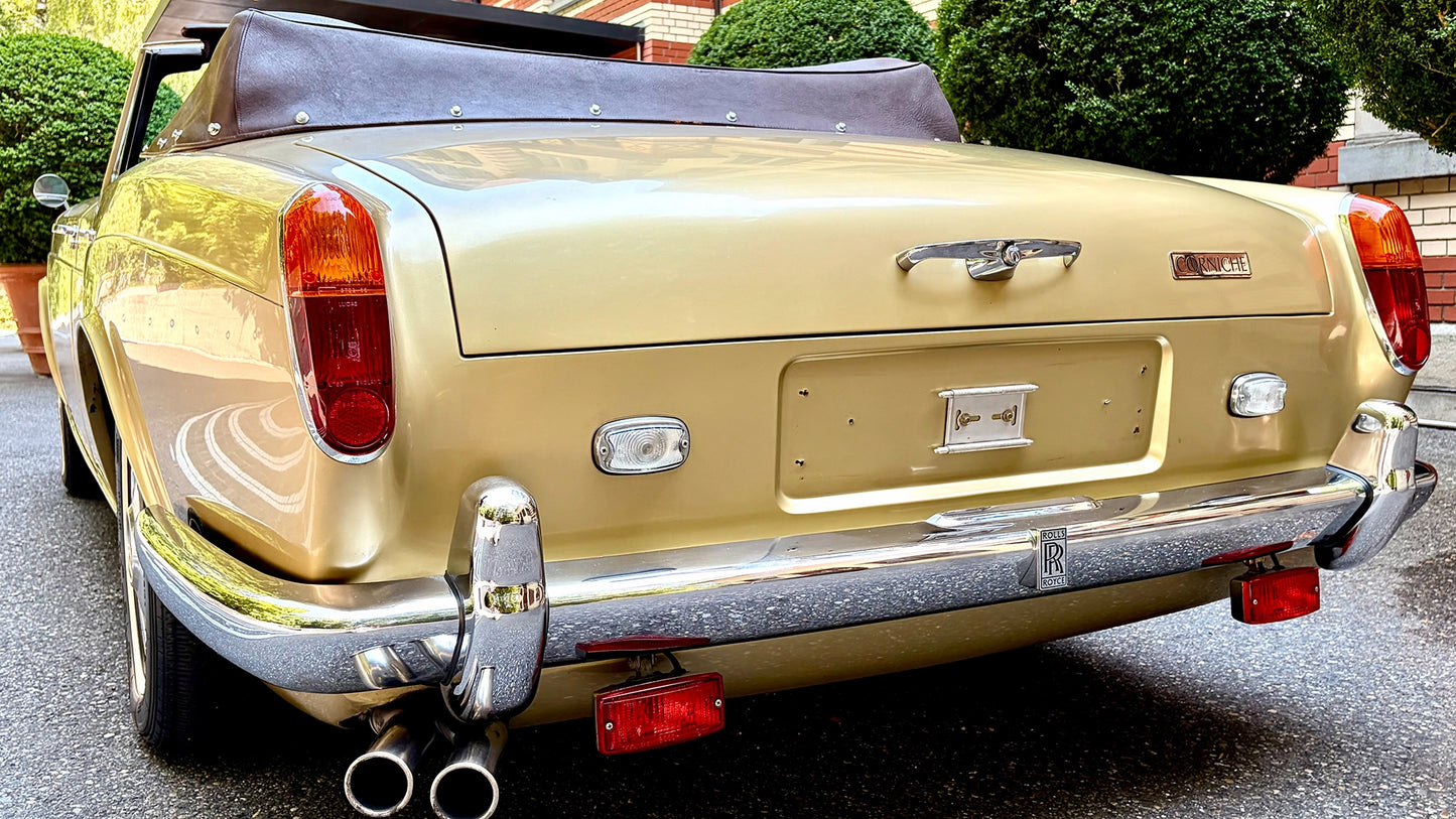 Rolls-Royce Corniche Convertible Mark I A (1976)