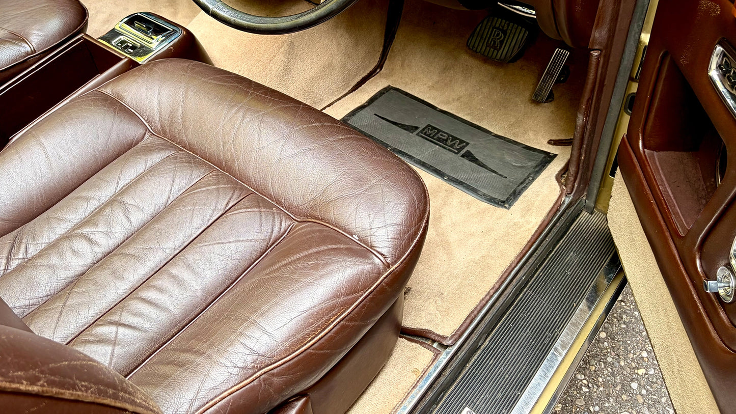 Rolls-Royce Corniche Convertible Mark I A (1976)