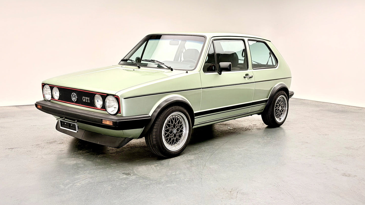 VW Golf GTI (1980)
